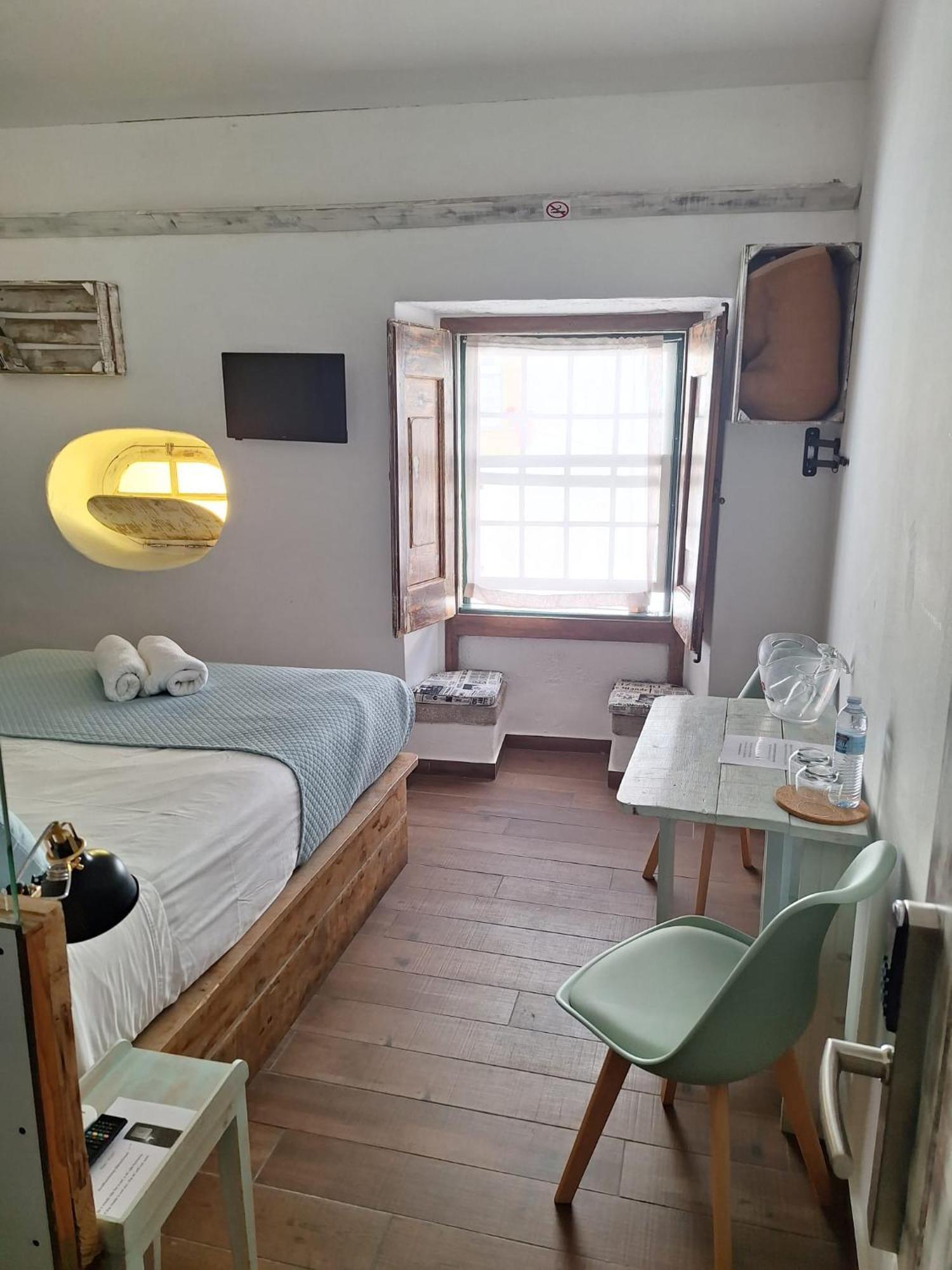 Lovin Book Guesthouse Óbidos Kültér fotó